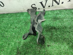 Подушка АКПП NISSAN ELGRAND PNE52 2012