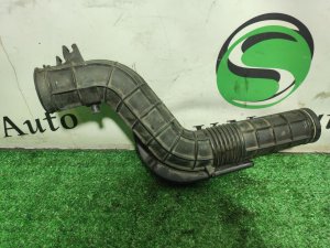 Патрубок воздушного фильтра HONDA STEPWGN RF1 1999