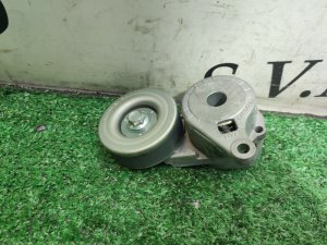 Натяжитель ремня MITSUBISHI AIRTREK CU2W 2004