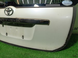 Дверь багажника Color - 070 TOYOTA WISH ZNE10 2003-2005
