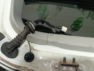 Дверь багажника Color - 070 TOYOTA WISH ZNE10 2003-2005