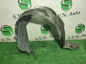 Подкрылок передний правый 5387552360 TOYOTA AQUA