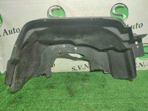 Подкрылок передний правый HUMMER H3 2007