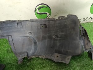 Подкрылок передний правый NISSAN X-TRAIL DNT31 2010