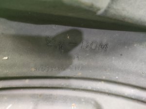 Подкрылок передний левый MITSUBISHI AIRTREK OEM MR982103 CU2W 2004