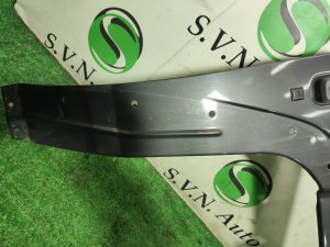 Крыло переднее правое HUMMER H3 2007