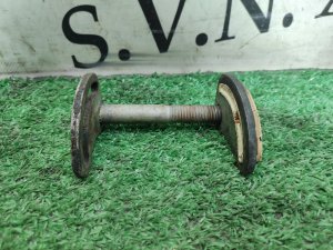 Болт регулировочный (левый) HUMMER H3