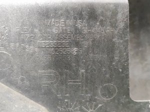 Накладка на бампер задняя правая HUMMER H3 2007