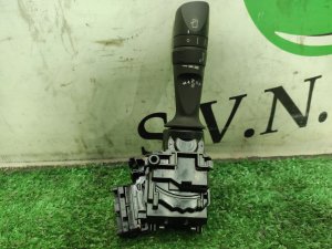 Переключатель подрулевой TOYOTA PRIUS ZVW50 2016