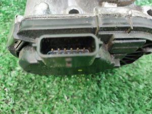 Дроссельная заслонка RENAULT TWINGO OEM 161206308R 2020
