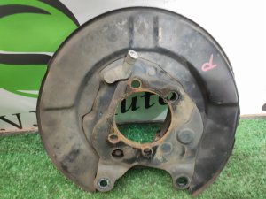 Щиток тормозного диска задний правый NISSAN X-TRAIL DNT31 2010