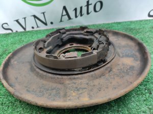 Щиток тормозного диска задний левый NISSAN X-TRAIL DNT31 2010