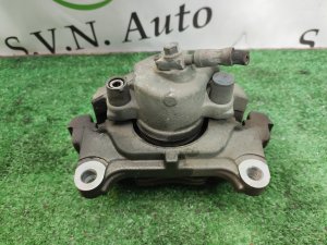 Суппорт передний правый VOLKSWAGEN PASSAT 2013