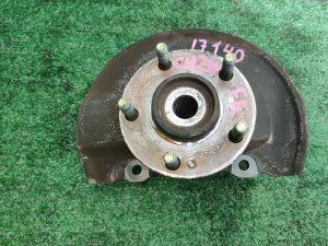 Ступица передняя правая MITSUBISHI AIRTREK CU2W 2004