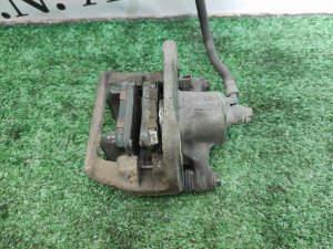 Суппорт задний правый . HONDA STEPWGN RF1 1999