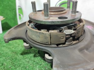 Ступица задняя левая HONDA STEPWGN RF2 1999