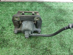 Суппорт задний правый HONDA STEPWGN RF2 1999