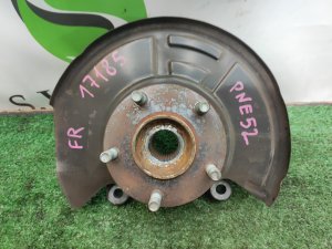 Ступица передняя правая NISSAN ELGRAND