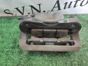 Суппорт передний левый NISSAN ELGRAND PNE52 2012