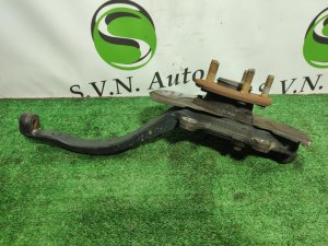 Ступица передняя правая JEEP GRAND CHEROKEE WK2 2011