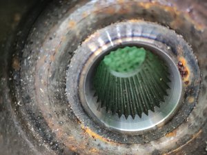 Ступица задняя правая JEEP GRAND CHEROKEE WK2 2011