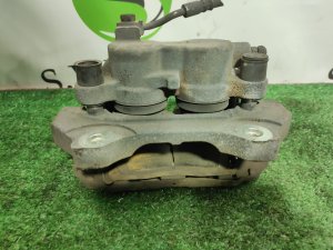 Суппорт передний левый JEEP GRAND CHEROKEE WK2 2011