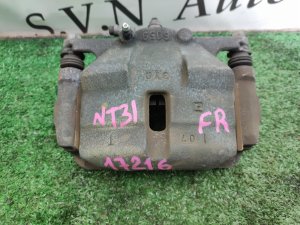 Суппорт передний правый NISSAN X-TRAIL