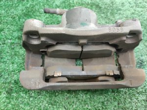 Суппорт передний левый NISSAN X-TRAIL DNT31 2010