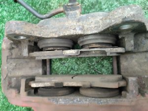 Суппорт передний правый HUMMER H3 2007