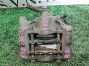 Суппорт задний правый LEXUS IS250