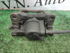 Суппорт задний правый TOYOTA ALPHARD MNH15 2004