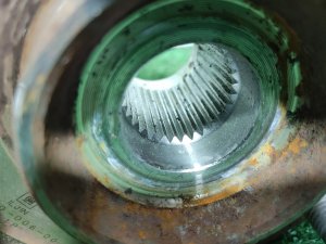 Ступица передняя правая CHEVROLET CAPTIVA C140 2011