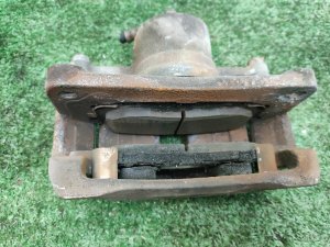 Суппорт передний правый SUBARU IMPREZA GG2 2006