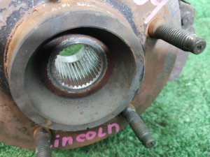 Ступица передняя левая LINCOLN NAVIGATOR UN173 2001