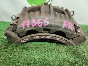 Суппорт передний правый LINCOLN NAVIGATOR UN173 2001