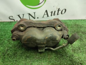 Суппорт передний правый LINCOLN NAVIGATOR UN173 2001