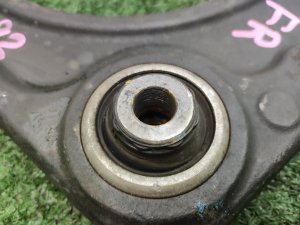 Рычаг передний правый CITROEN C6 TD 2006