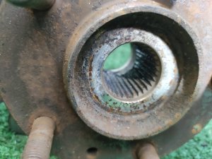 Ступица передняя правая MAZDA ATENZA OEM GP9A3302X GG3P 2005