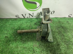 Крепление запасного колеса LINCOLN NAVIGATOR UN173 2001