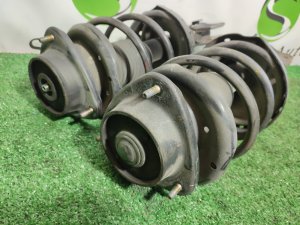 Стойка передняя (пара) SUBARU IMPREZA OEM 20311FE560, 20311FE570 GG3