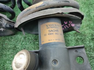 Стойка передняя (пара) VOLVO V70 OEM 31277094, 8667252 2006
