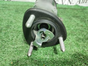 Стойка задняя левая TOYOTA CROWN MAJESTA OEM 4809030142 UZS186 2006