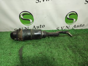 Стойка передняя правая 4WD TOYOTA CROWN MAJESTA OEM 4801030150 UZS187 2004