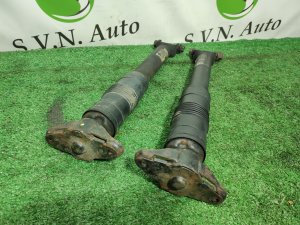 Амортизатор задней подвески (пара) JEEP GRAND CHEROKEE OEM 68069677AC WK2 2011