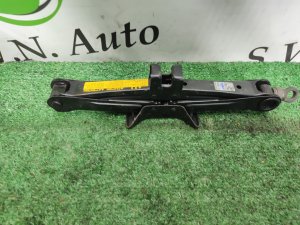 Домкрат LEXUS IS250 GSE20 2007