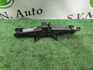 Домкрат SUBARU IMPREZA