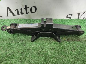 Домкрат MAZDA AXELA BKEP 2006