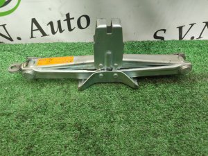 Домкрат NISSAN X-TRAIL DNT31 2010