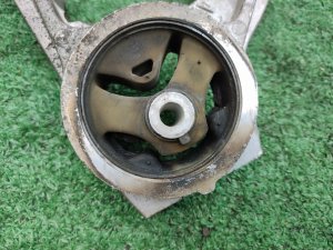 Подушка ДВС (задняя) HONDA ELYSION OEM 50810SJM000 RR1 2006