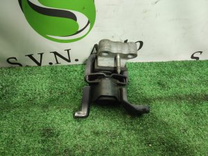 Подушка ДВС (правая) TOYOTA WISH OEM 1230537250 ZGE20 2009